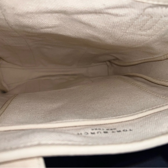 Tote Burch Canvas Tore with Leather Details on handle - Picture 3 of 4